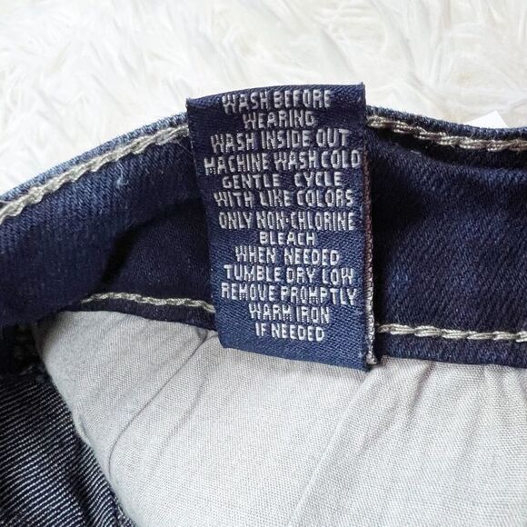 Vanilla Star Dark Wash High Waisted Jean Shorts Size 9 - Picture 8 of 9